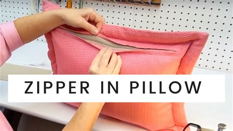 how to put zipper in pillow.